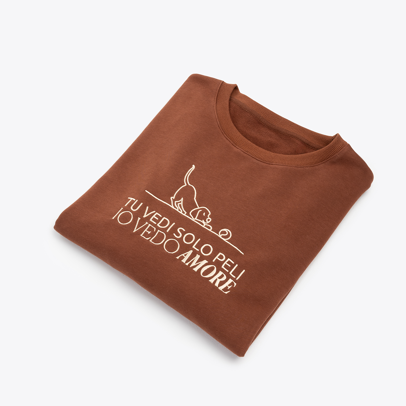 Felpa Oversize “Tu vedi solo peli, io vedo amore” con dettaglio cane.