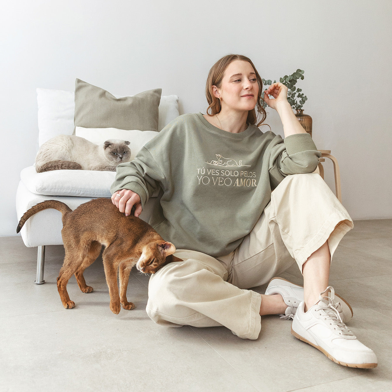 Sudadera Oversize “Tú ves solo pelos, yo veo amor”